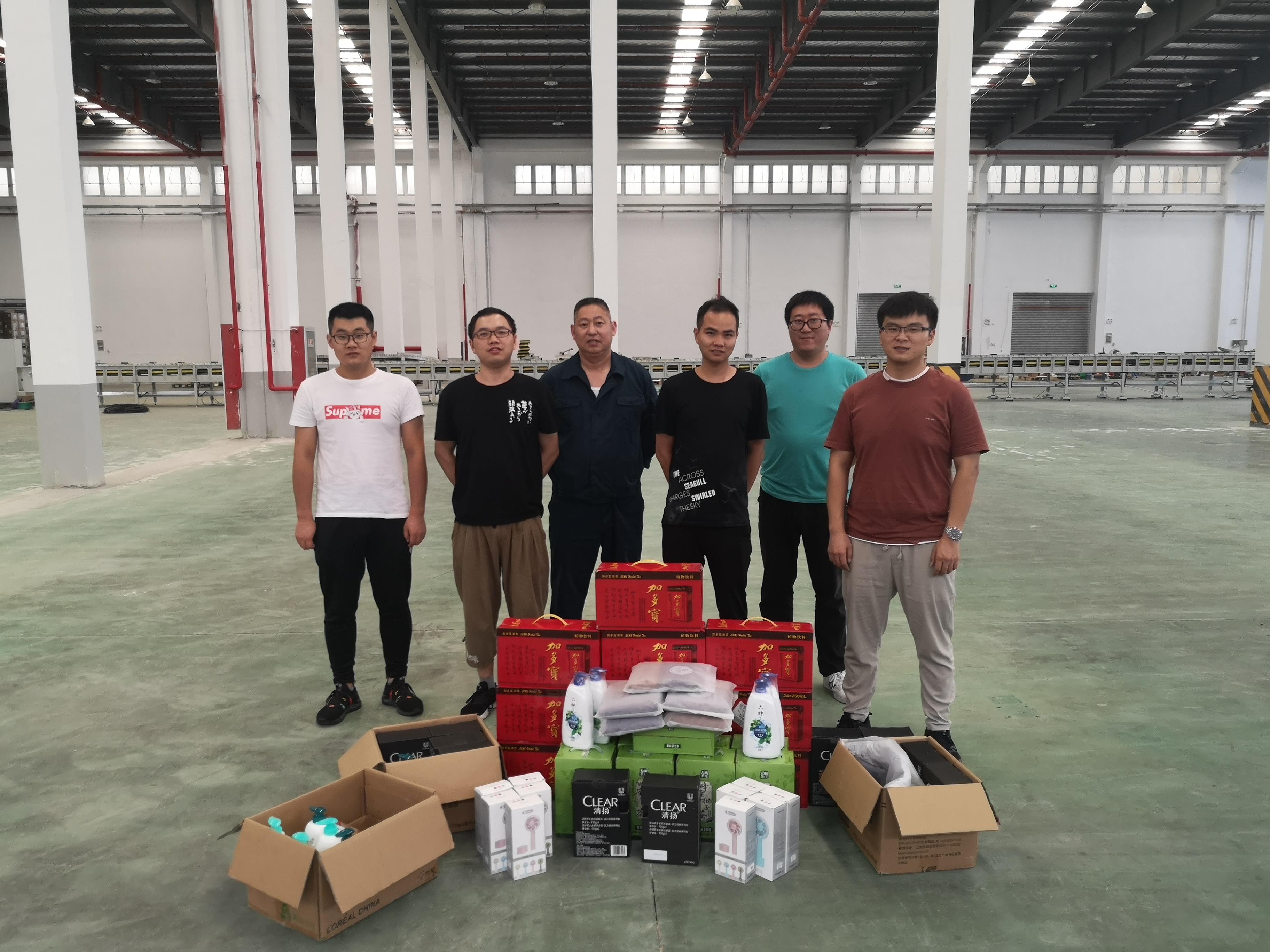 關(guān)愛職工 · 夏送清涼 | 寶開工會赴一線送清涼，致敬高溫下的堅守