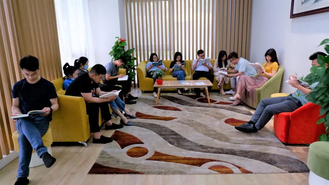 感受文字之美，共享閱讀之樂 | 寶開與燎申智城共同舉辦成長(zhǎng)專場(chǎng)讀書活動(dòng)
