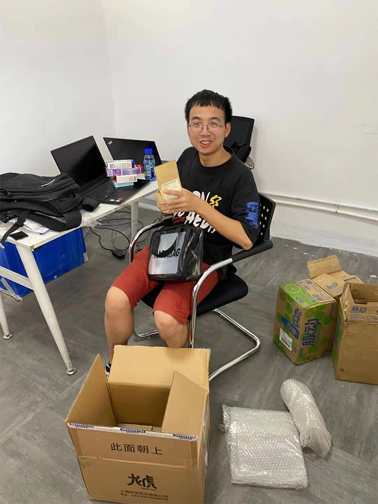 夏送清涼，情系一線｜致高溫下堅守崗位的一線員工