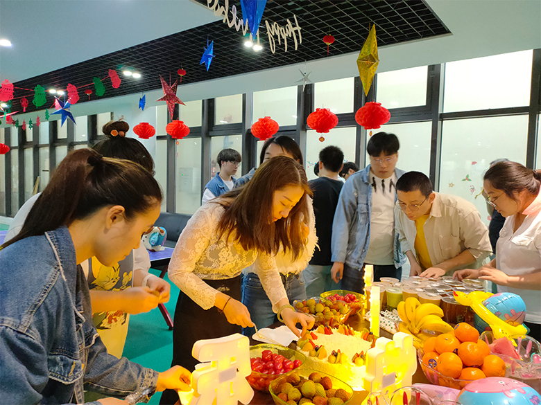 員工集體生日會(huì)｜溫馨五月，感恩有你，攜手同行